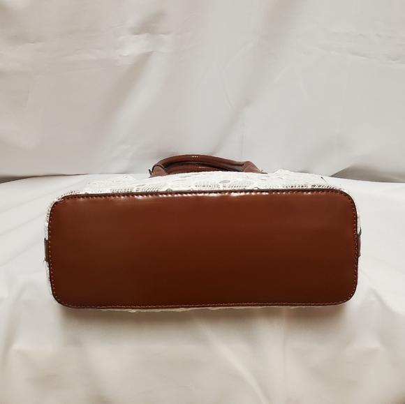 CBOCS Bags Cbocs Distribution Inc Tote Bag Poshmark